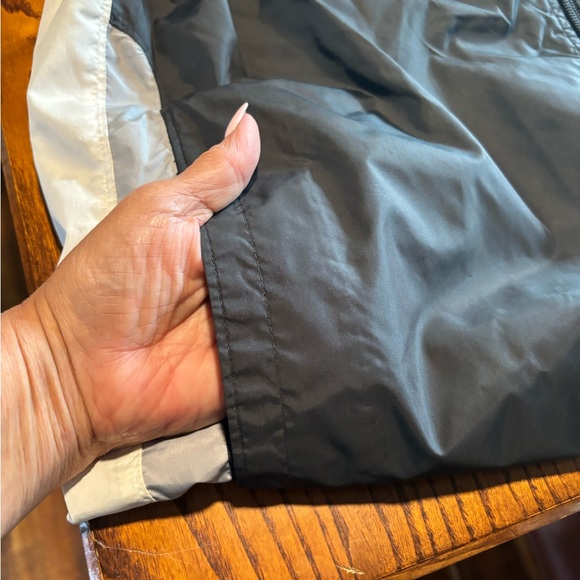 NIKE - Picture 6 of 8